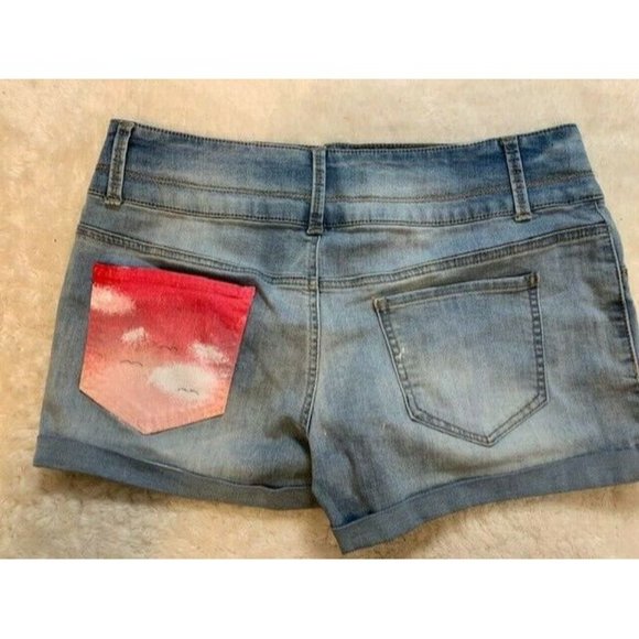 So Size 20.5 Womens Shorts Adjustable Waist Light Wash Stretch Cuffed - Picture 3 of 3